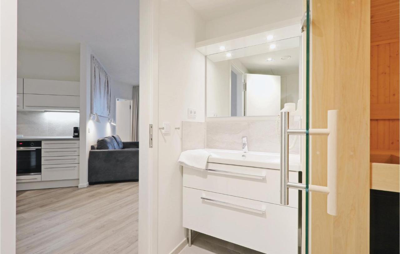 Cozy Apartment In Luebeck Travemuende With Sauna المظهر الخارجي الصورة
