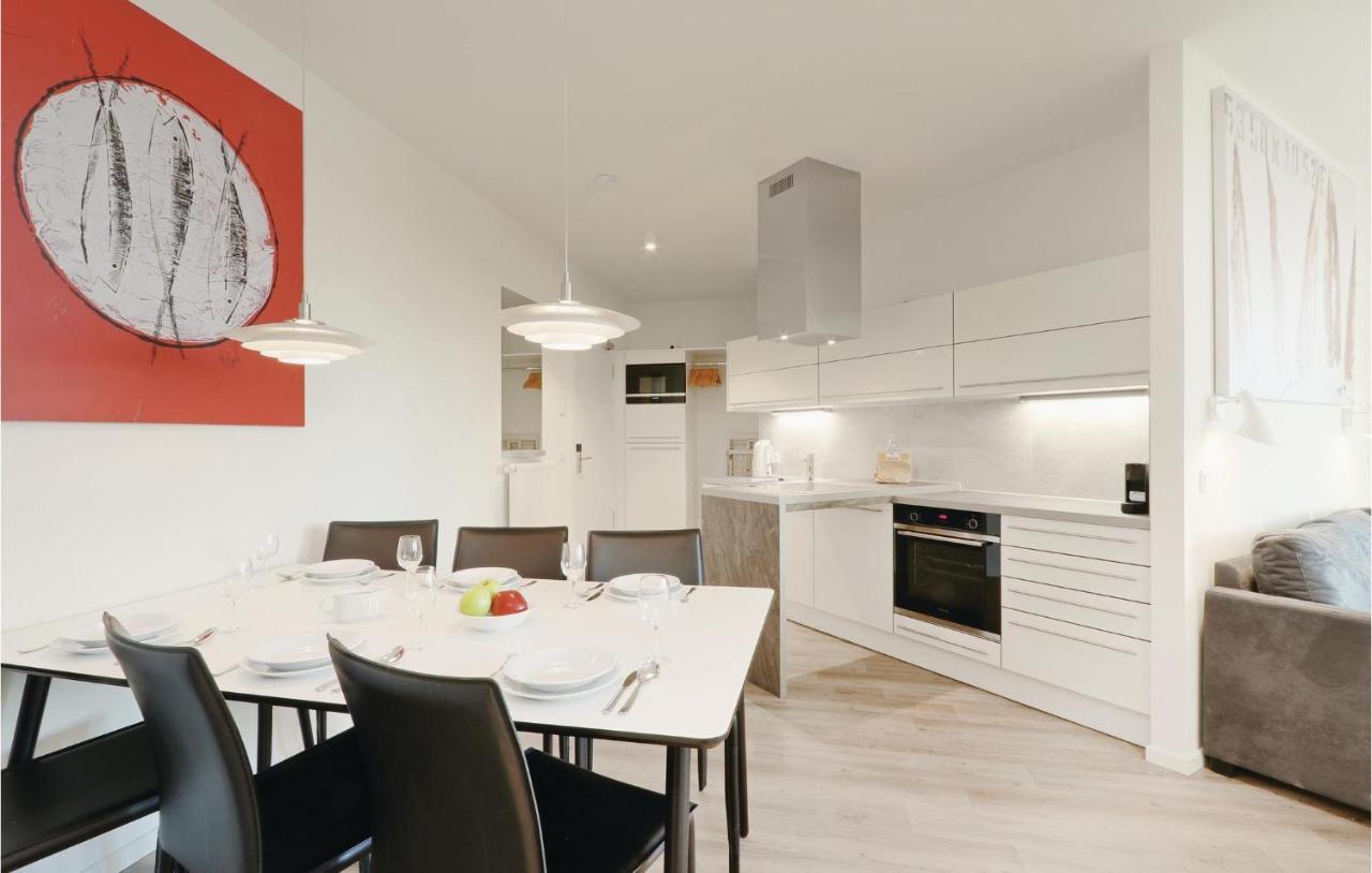 Cozy Apartment In Luebeck Travemuende With Sauna المظهر الخارجي الصورة