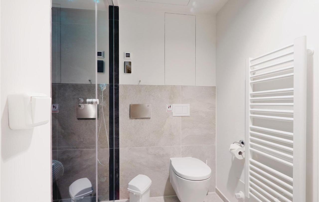 Cozy Apartment In Luebeck Travemuende With Sauna المظهر الخارجي الصورة